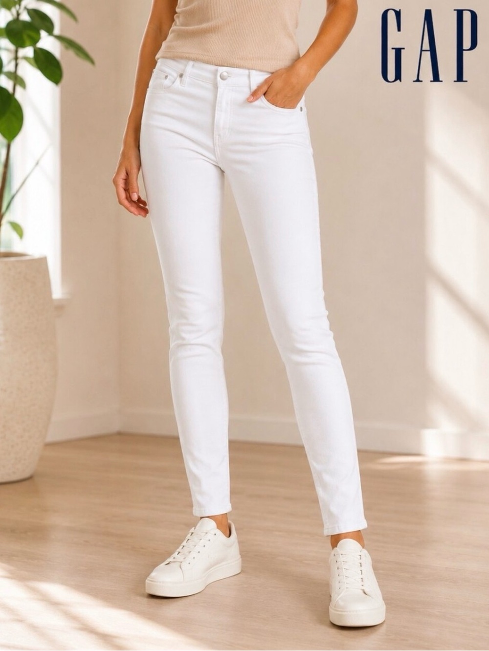 GAP White High-Rise Skinny Jeans